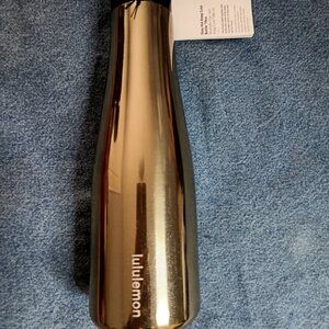 Brand new Lululemon water bottle 19oz - 580ml